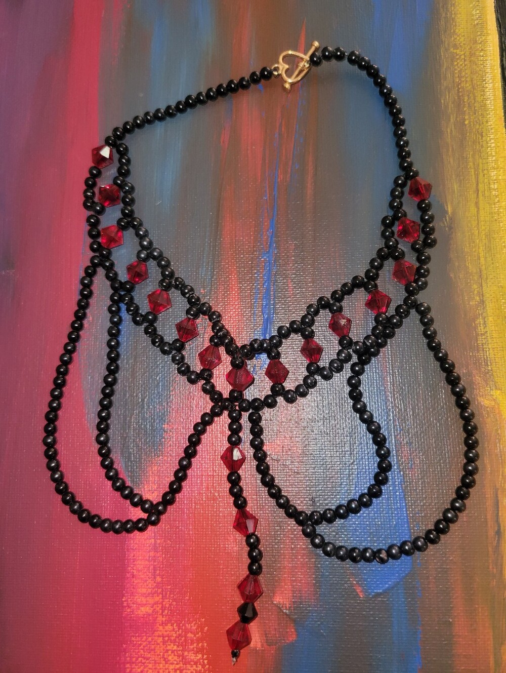Red And Black Beaded Gem Necklace